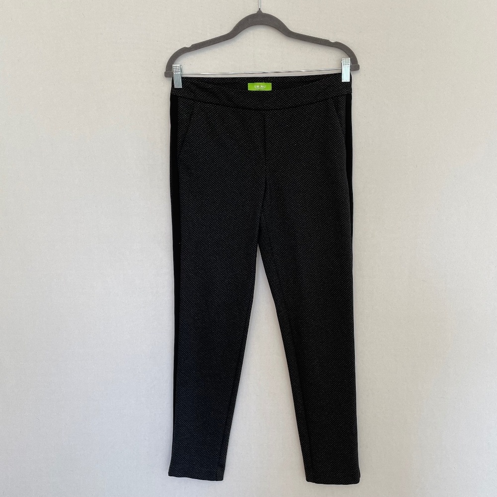 SWING CONTROL Women’s Size 6 Black Micro Print Tummy Control Flat Front Pants